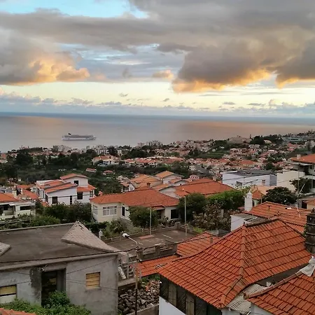 Casa De Ferias Dos Marmeleiros Hébergement de vacances *