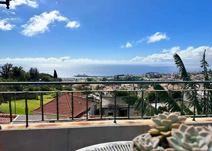 Casa De Ferias Dos Marmeleiros בית נופש פונשל